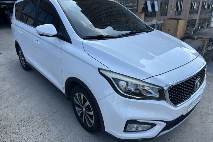 Used CHANGAN Lingxuan 2017 1.5T Manual Joyful & Happy Model Exterior 2