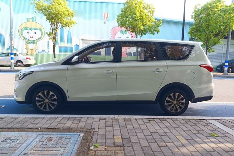 Used CHANGAN Lingxuan 2017 1.6L Manual Happiness Edition Exterior 3