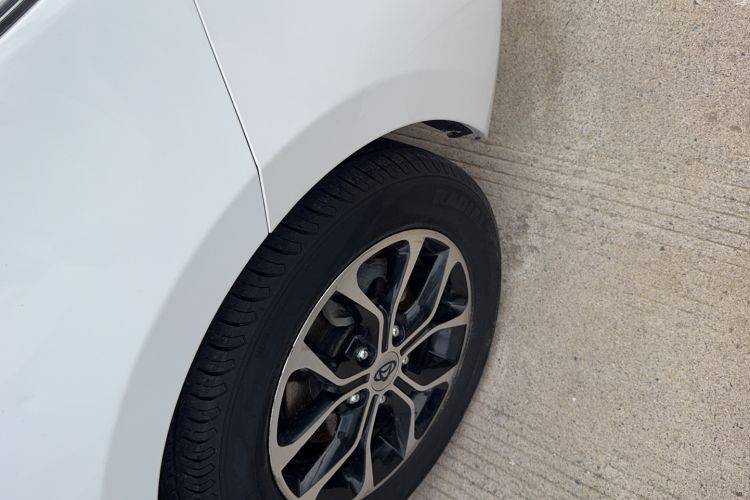 Used CHANGAN Lingxuan 2017 1.6L Manual Happiness Edition Exterior 5