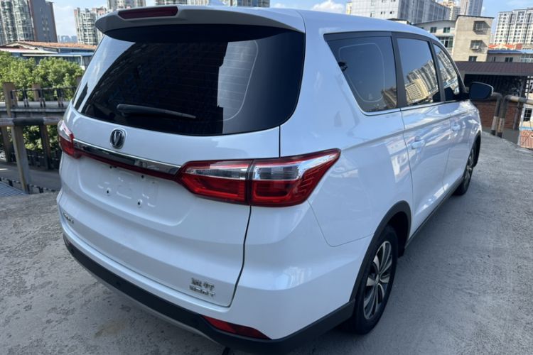 Used CHANGAN Lingxuan 2017 1.5T Manual Joyful & Happy Model Exterior 5