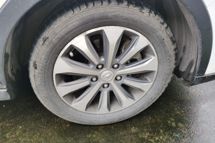 Used CHANGAN Lingxuan 2017 1.6L Manual Happiness Edition Exterior 7