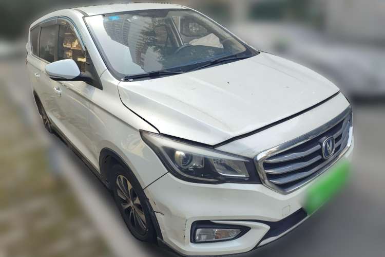 Used CHANGAN Lingxuan 2017 1.6L Manual Happiness Edition Front Right 45 Deg