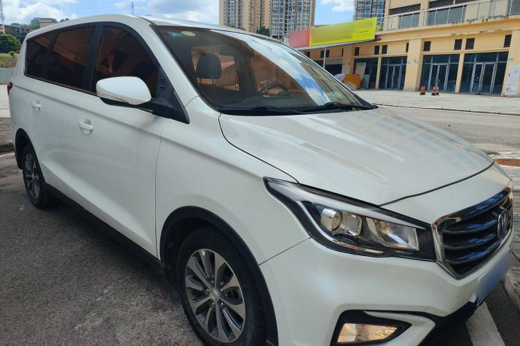 Used CHANGAN Lingxuan 2017 1.6L Manual Happiness Edition Front Right 45 Deg