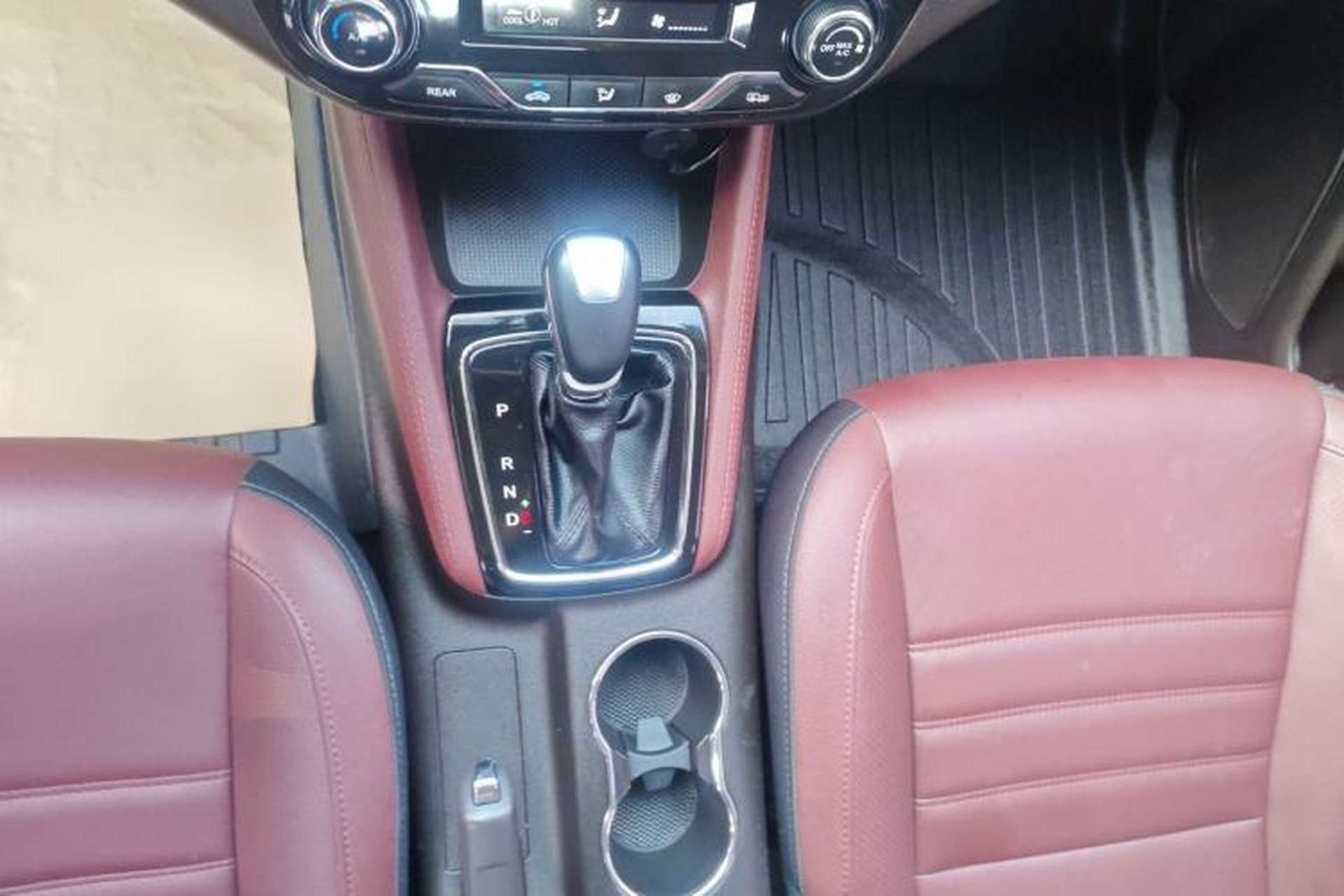 Used CHANGAN Lingxuan 2017 1.5T Automatic Lehuo Happy Edition Gear Lever