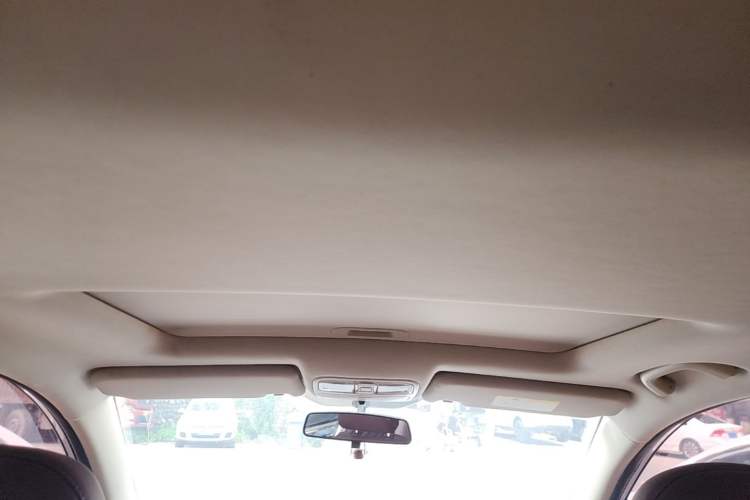 Used CHANGAN Lingxuan 2017 1.6L Manual Elite Model Headliner