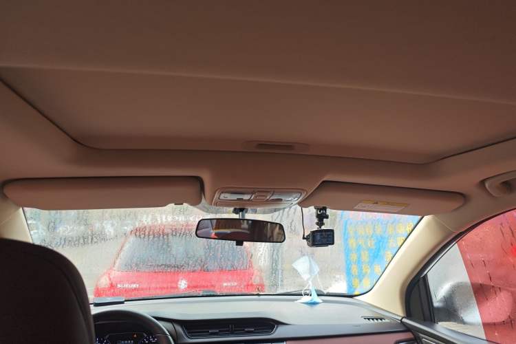 Used CHANGAN Lingxuan 2017 1.6L Manual Elite Model Headliner