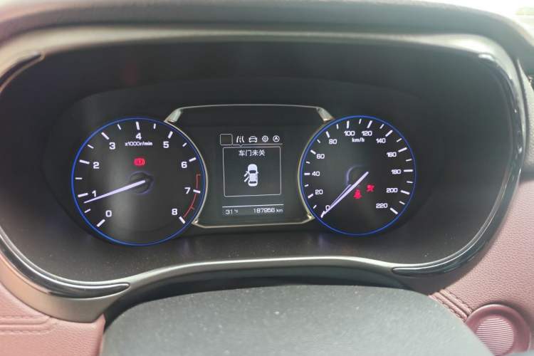 Used CHANGAN Lingxuan 2017 1.5T Manual Joyful & Happy Model Instrument Cluster