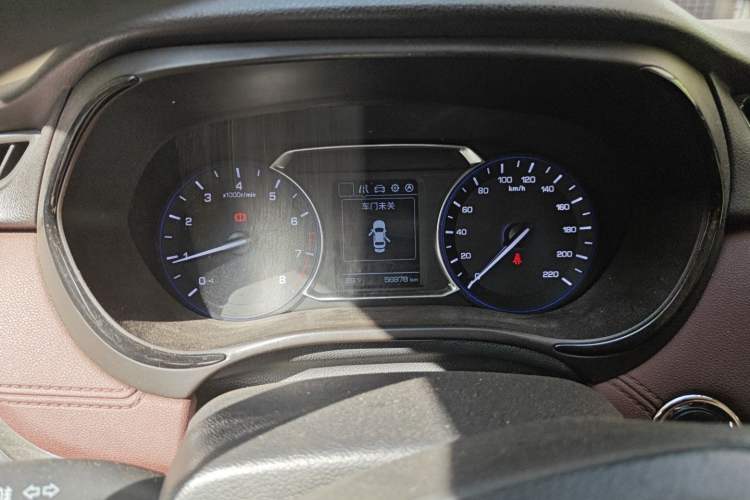 Used CHANGAN Lingxuan 2017 1.6L Manual Elite Model Instrument Cluster