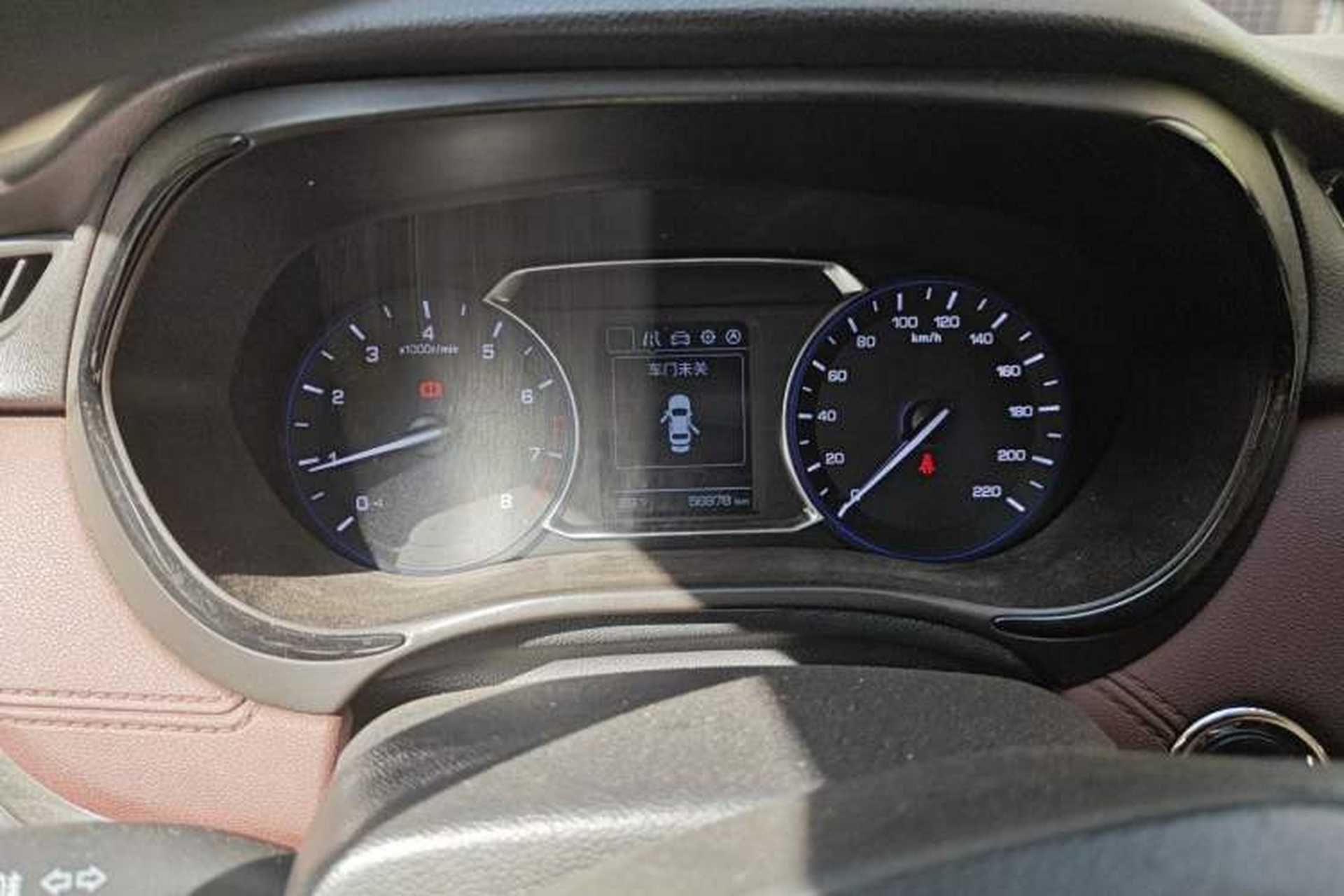 Used CHANGAN Lingxuan 2017 1.6L Manual Elite Model Instrument Cluster