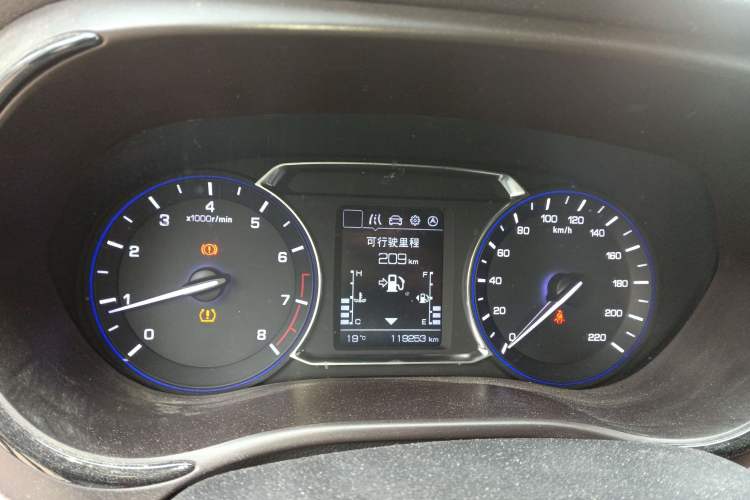 Used CHANGAN Lingxuan 2017 1.6L Manual Elite Model Instrument Cluster