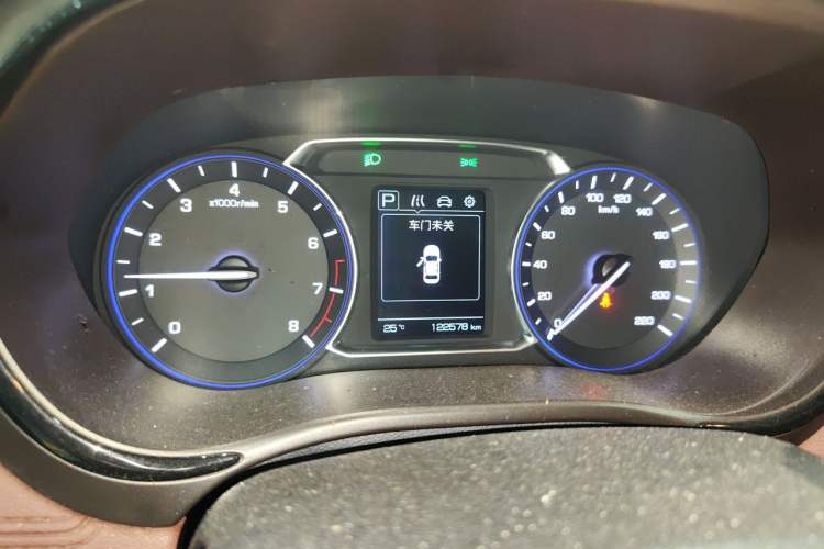 Used CHANGAN Lingxuan 2017 1.5T Automatic Lehuo Happy Edition Instrument Cluster