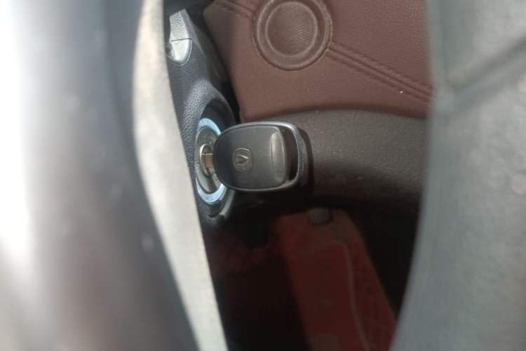 Used CHANGAN Lingxuan 2017 1.6L Manual Happiness Edition Interior 1