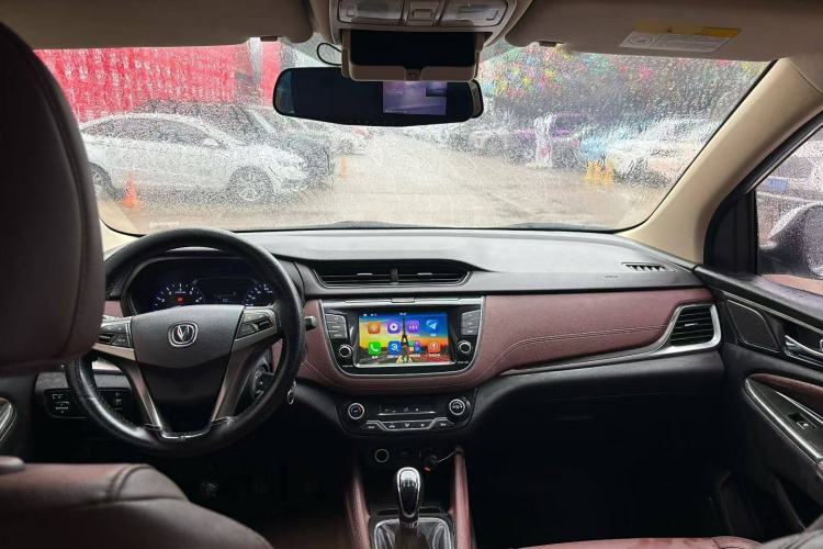 Used CHANGAN Lingxuan 2017 1.6L Manual Happiness Edition Interior 1