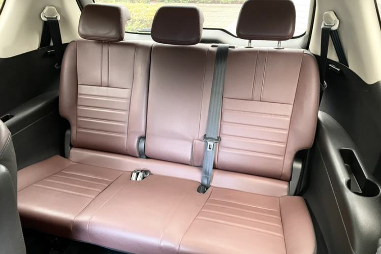 Used CHANGAN Lingxuan 2017 1.6L Manual Elite Model Interior 3