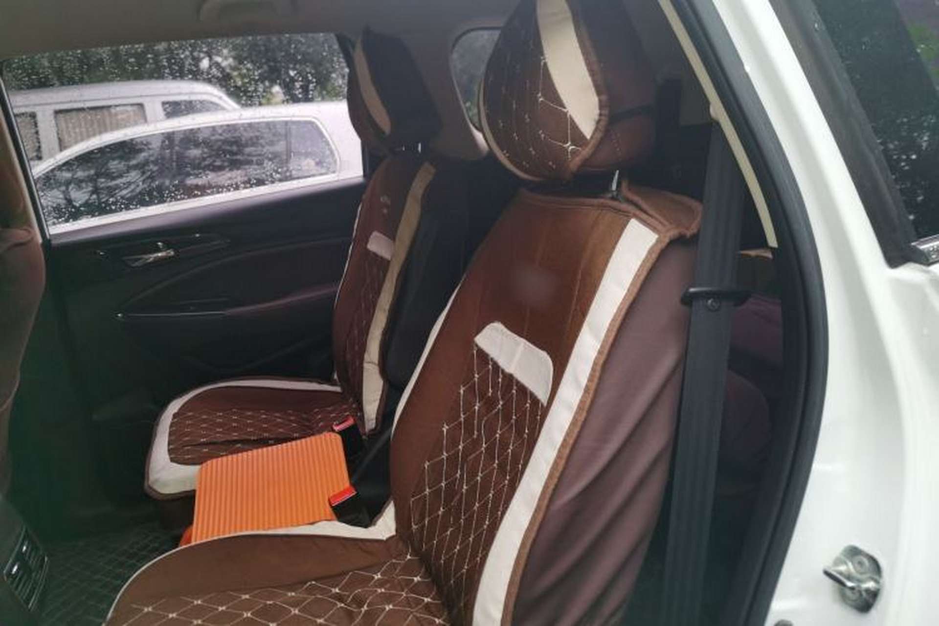 Used CHANGAN Lingxuan 2017 1.6L Manual Happiness Edition Interior 4