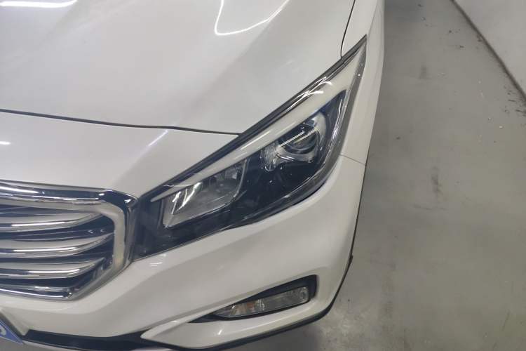 Used CHANGAN Lingxuan 2017 1.6L Manual Happiness Edition Left Front Headlight