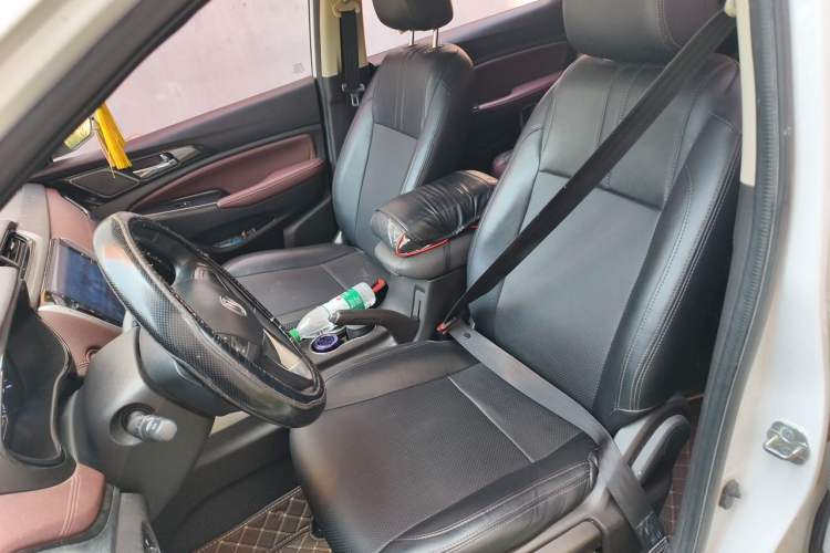 Used CHANGAN Lingxuan 2017 1.6L Manual Entry-Level Model Left Front Seat