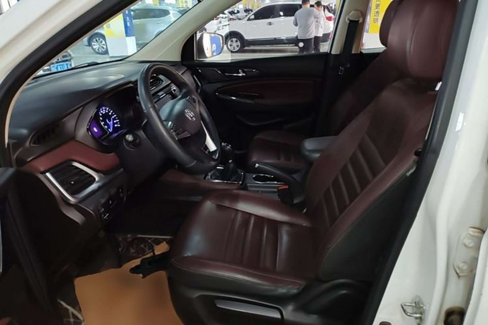 Used CHANGAN Lingxuan 2017 1.6L Manual Happiness Edition Left Front Seat