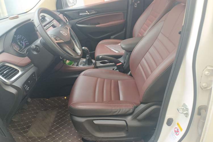 Used CHANGAN Lingxuan 2017 1.6L Manual Happiness Edition Left Front Seat