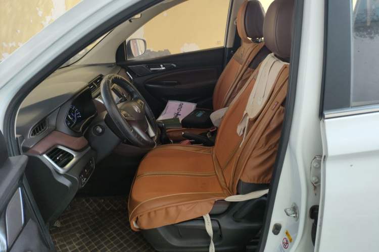 Used CHANGAN Lingxuan 2017 1.6L Manual Happiness Edition Left Front Seat