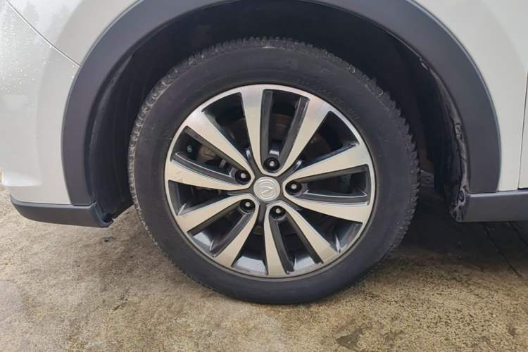 Used CHANGAN Lingxuan 2017 1.5T Automatic Lehuo Elite Model Left Front Wheel Hub