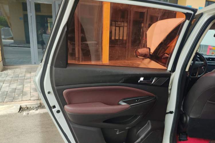 Used CHANGAN Lingxuan 2017 1.6L Manual Happiness Edition Left Rear Door Interior