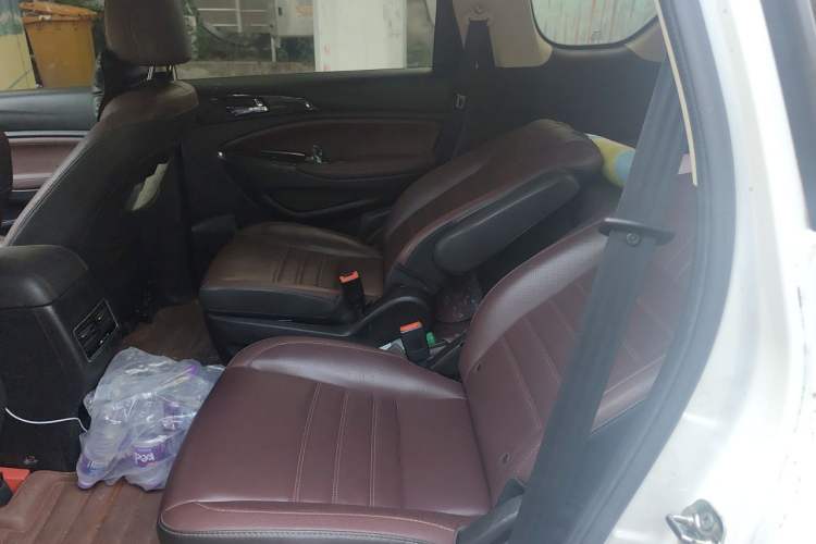 Used CHANGAN Lingxuan 2017 1.6L Manual Happiness Edition Left Rear Seat