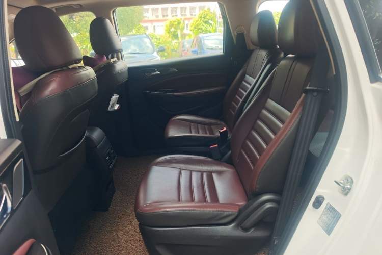 Used CHANGAN Lingxuan 2017 1.6L Manual Elite Model Left Rear Seat