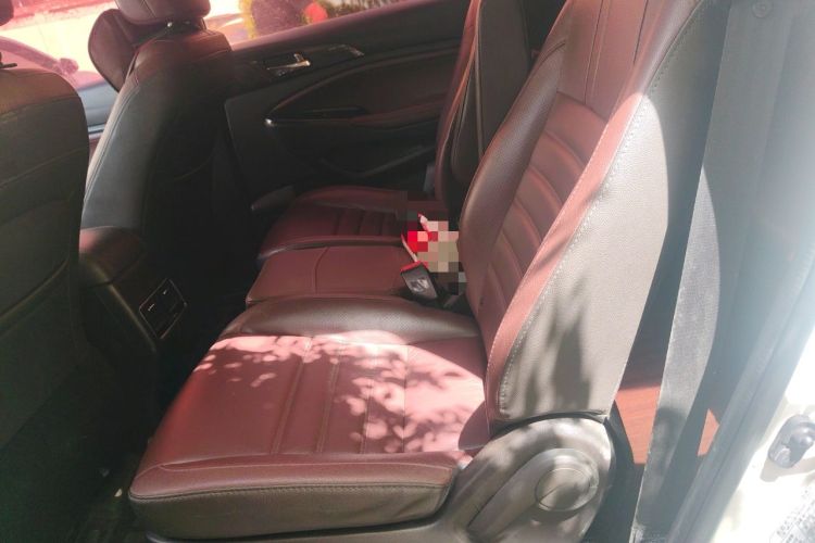 Used CHANGAN Lingxuan 2017 1.5T Manual Joyful & Happy Model Left Rear Seat