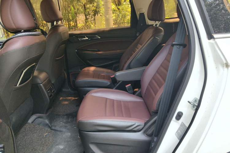Used CHANGAN Lingxuan 2017 1.6L Manual Happiness Edition Left Rear Seat