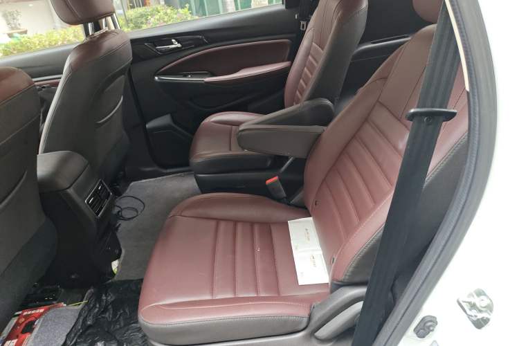 Used CHANGAN Lingxuan 2017 1.5T Automatic Lehuo Happy Edition Left Rear Seat