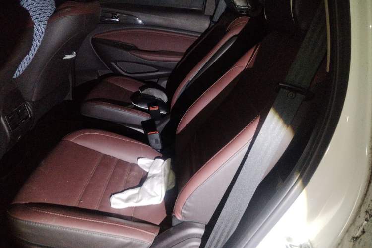 Used CHANGAN Lingxuan 2017 1.6L Manual Happiness Edition Left Rear Seat