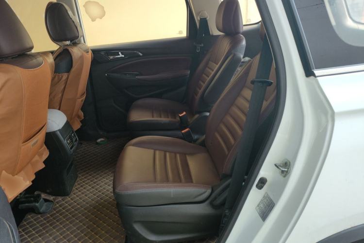 Used CHANGAN Lingxuan 2017 1.6L Manual Happiness Edition Left Rear Seat