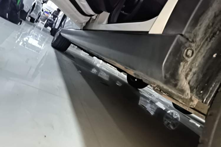 Used CHANGAN Lingxuan 2017 1.6L Manual Elite Model Left Side Sill