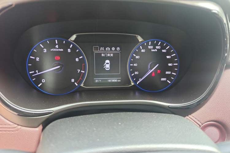 Used CHANGAN Lingxuan 2017 1.5T Manual Joyful & Happy Model Odometer Close Up