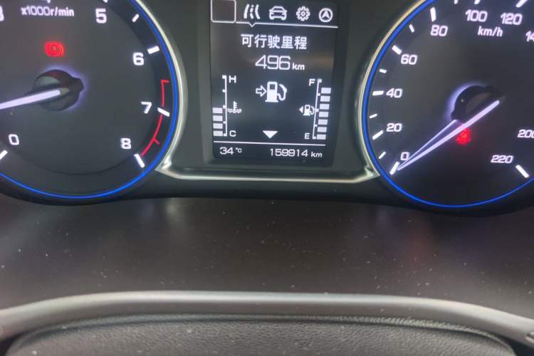 Used CHANGAN Lingxuan 2017 1.6L Manual Elite Model Odometer Close Up