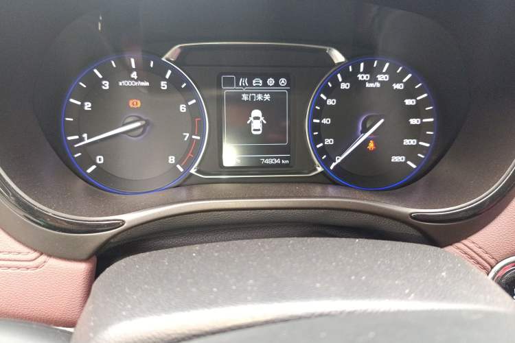 Used CHANGAN Lingxuan 2017 1.6L Manual Elite Model Odometer Close Up