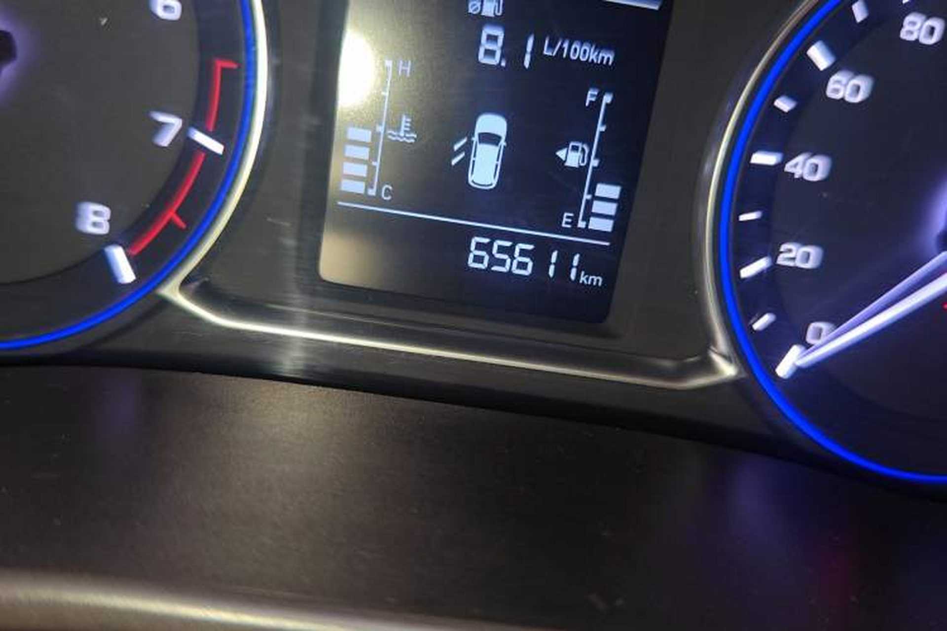 Used CHANGAN Lingxuan 2017 1.6L Manual Happiness Edition Odometer Close Up