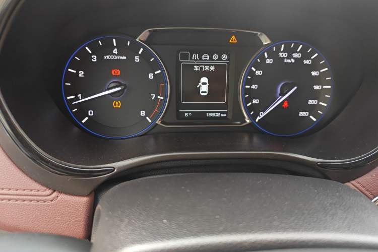 Used CHANGAN Lingxuan 2017 1.6L Manual Elite Model Odometer Close Up