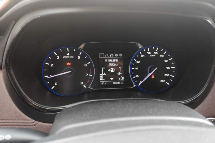 Used CHANGAN Lingxuan 2017 1.6L Manual Elite Model Odometer Close Up