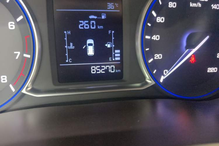 Used CHANGAN Lingxuan 2017 1.6L Manual Happiness Edition Odometer Close Up