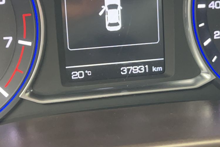 Used CHANGAN Lingxuan 2017 1.5T Manual Lehuo Progressive Model Odometer Close Up