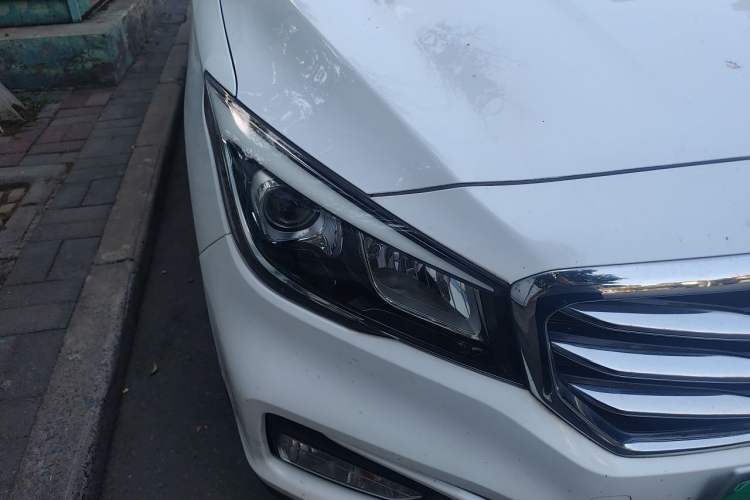 Used CHANGAN Lingxuan 2017 1.6L Manual Happiness Edition Right Front Headlight