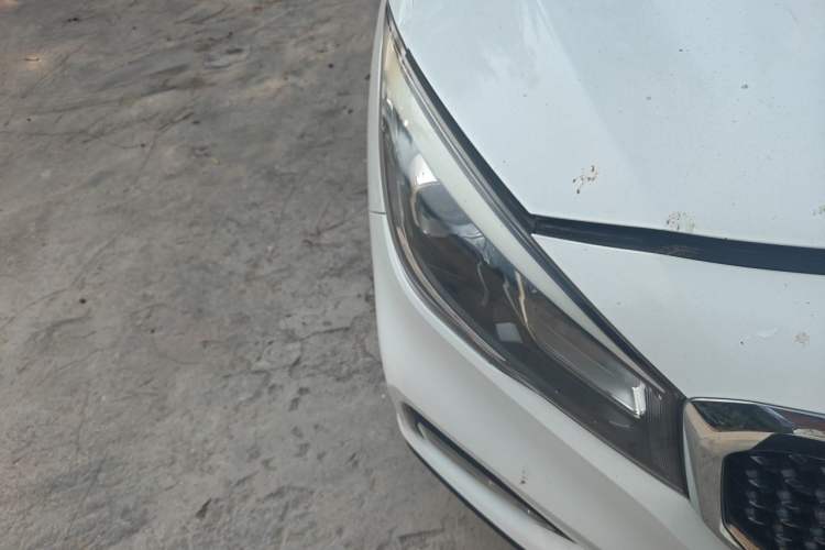 Used CHANGAN Lingxuan 2017 1.5T Manual Joyful & Happy Model Right Front Headlight