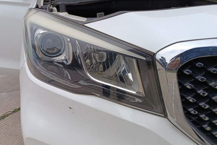 Used CHANGAN Lingxuan 2017 1.5T Automatic Lehuo Elite Model Right Front Headlight