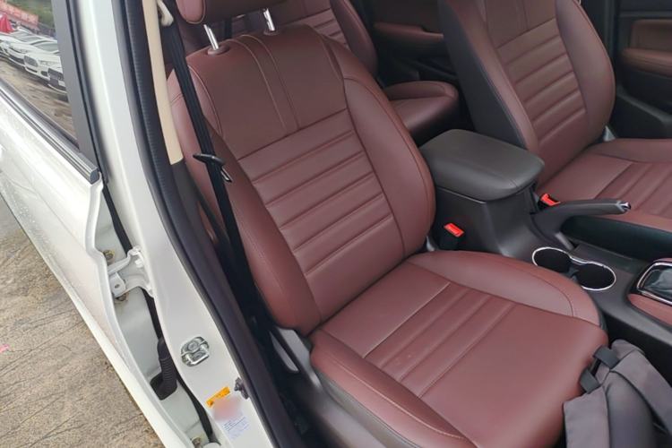 Used CHANGAN Lingxuan 2017 1.5T Automatic Lehuo Elite Model Right Front Seat