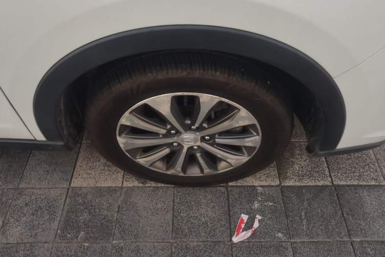 Used CHANGAN Lingxuan 2017 1.6L Manual Elite Model Right Front Wheel Hub