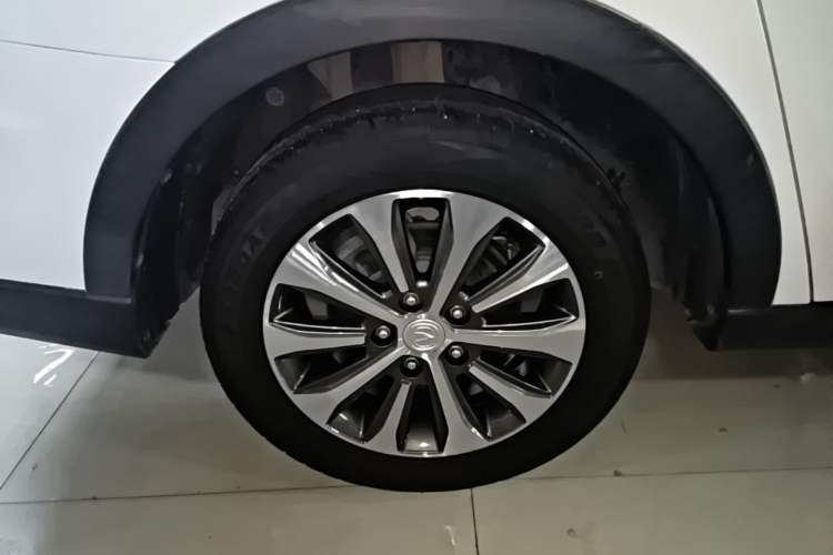 Used CHANGAN Lingxuan 2017 1.6L Manual Elite Model Right Rear Wheel Hub