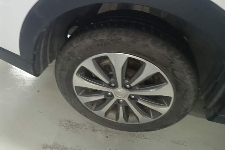 Used CHANGAN Lingxuan 2017 1.6L Manual Happiness Edition Right Rear Wheel Hub