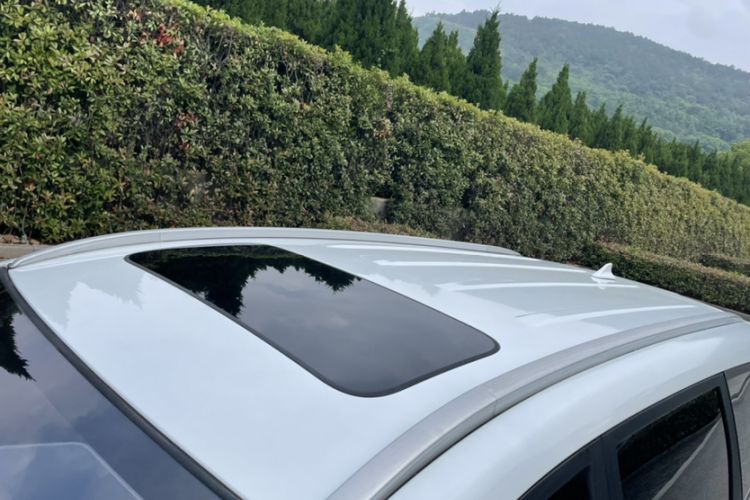 Used CHANGAN Lingxuan 2017 1.6L Manual Elite Model Roof